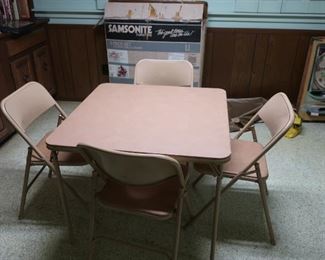 card  table  and  chairs