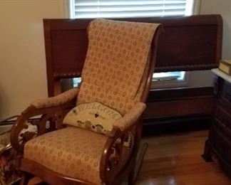 "Lincoln" rocker and sleigh bed