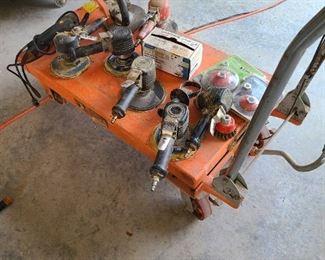 Hydraulic lift cart, multiple air sanders