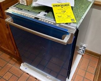 NEW OLD STOCK BOSCH Stainless steel dishwasher!