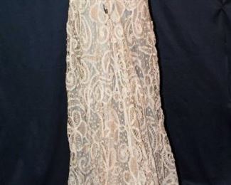 BATTENBURG LACE FULL LENGTH TRAINED GOWN C1905 – 1910