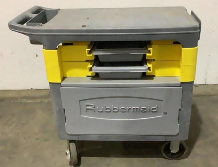 Located in: Chattanooga, TN
MFG Rubbermaid
Rolling Tool Cart
Size (WDH) 19"W x 38"L x 34"H
**Sold as is Where is**