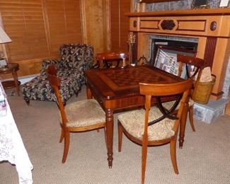 Hurtado game table with 4 chairs