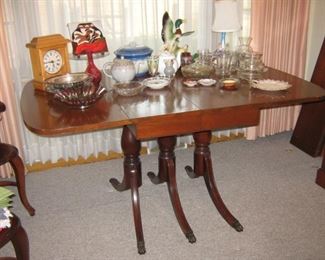 Beautiful dining table with drop leaves