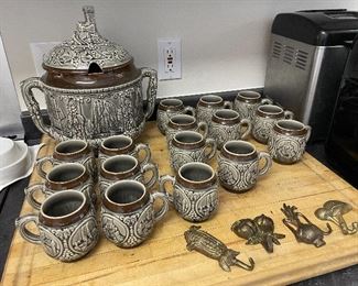 Drachenfels Pottery Set
