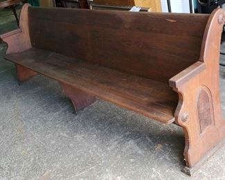 022 Atq Oak Church Pew