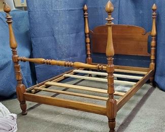 Antique Maple Double Bed