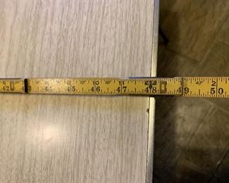 Vintage Table, two leaves, 6 chairs