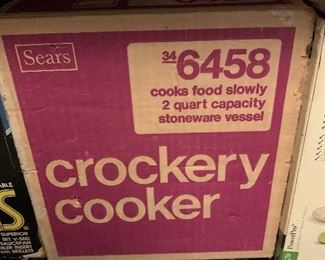Crockery Cooker
