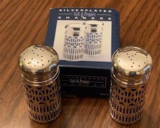 Salt & Pepper Shaker Sets