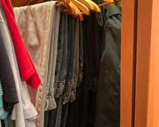 • Men’s clothing – many jeans, tshirts, button-up shirts, coats
o Size large and extra large shirts, coats
o Size 34 – 28 jeans, slacks
o Size 10.5 – 13 shoes and boots