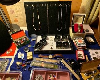 Men and women’s jewelry