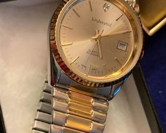 Men and women’s jewelry