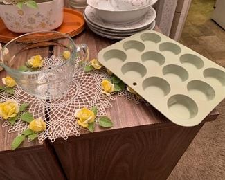 Vintage dishes