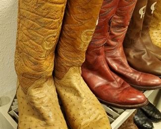 Clothing mens Luchesse boots