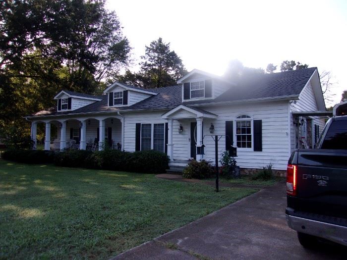 Beautiful Home in Adairsville, GA,  former owners of J&A Auction