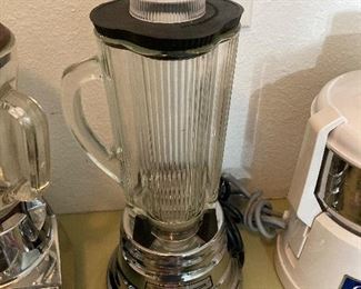 vintage Waring cloverleaf blender