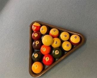 billiards balls