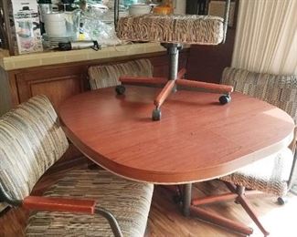  5 pcs. Kitchen dinette set w/ leaf