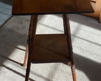 Wood Arts and Crafts table