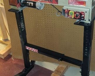 Nova Comet II Lathe with Stand
Available for Pre-Sale. Contact us at ContactMVP@MooreValuePros.com for more info.