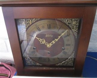 Welby Mantle Clock, Working!  Beautiful Sounding Chimes
