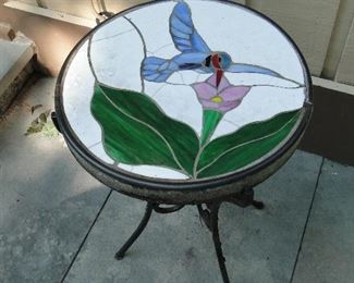 Hummingbird Table $25