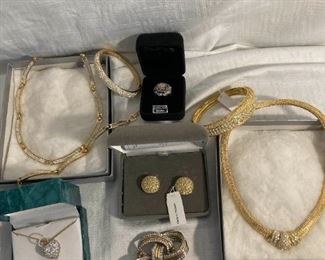 GoldTone  Sparkle Necklaces, Bracelets