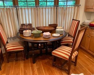 Set of 4 Chairs along with Drop Leaf Table