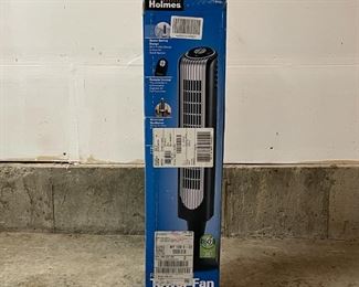 HOLMES TOWER FAN | Remote control with 8 hour timer, in original box [untested] 