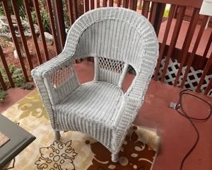 WICKER CHAIR