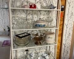 METAL SHELVING AND MISC KITCHEN ITEMS