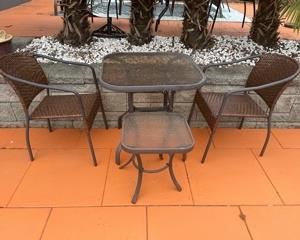 3 PIECE PATIO SET AND SIDE TABLE