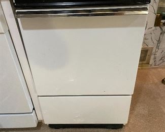 Small electric stove