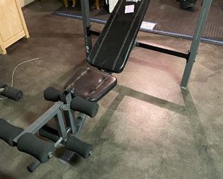 Weight bench & bar