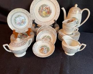 Colonial Couple Dishes