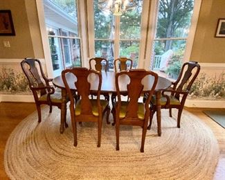 Henredon Queen Anne chairs, oval formica top table, oval jute rug