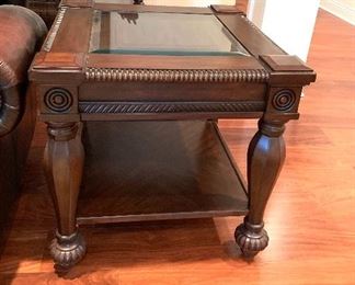 Like new 1 of 2 matching side tables w/matching coffee table all with glass tops