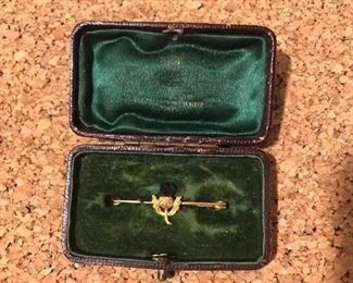 Vintage Amethyst Thistle Lapel Pin - 18k yellow gold - $225