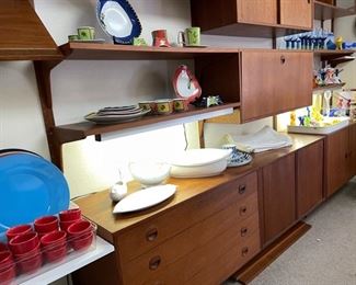 MCM Wall unit (1 of 2)