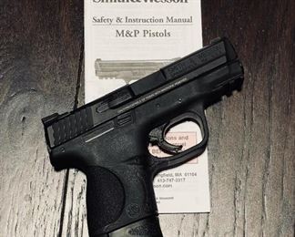 SMITH & WESSON M&P 9c (9MM)