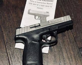 SMITH & WESSON SD9 VE (9MM)