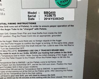 TRAEGER BBQ400 Wood Pellet Grill