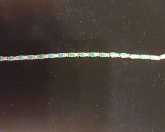 14K and Emerald bracelet 