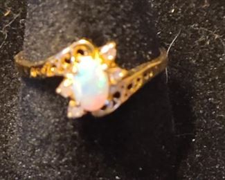 10K Opal ring 