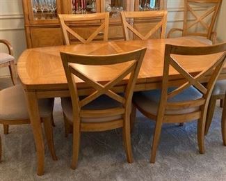 Formal Dining Table w/6 Chairs.