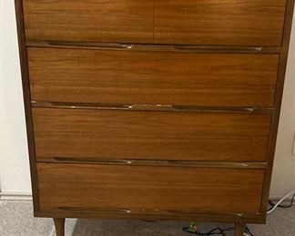 Mid-Century Bedroom Chest Drawers.