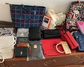 Large Selection of Purses,Wallets and Handbags.