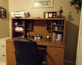 desk & office chair