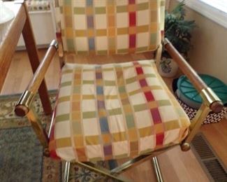 dining table w/6 chairs, closeup of chairs